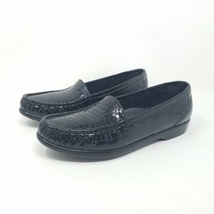 SAS Simplify Black Croc Embossed Leather Loafers, 8 Slim